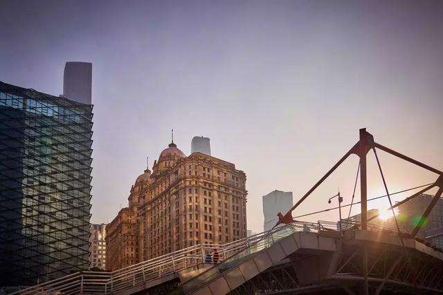 廣東推園區(qū)的生猛，超乎我的想象