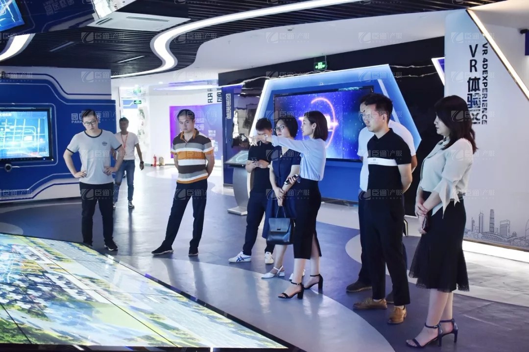 民商華南考察團(tuán)蒞臨臣通參觀(guān)交流