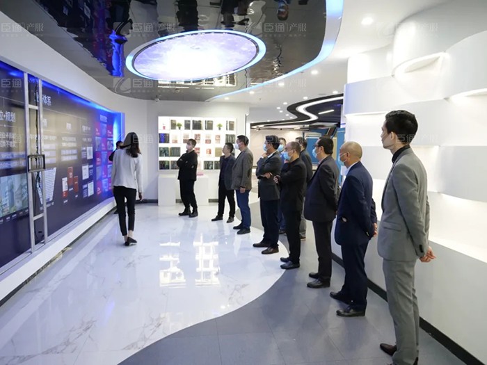 成都天府新區(qū)新能源新材料產(chǎn)業(yè)功能區(qū)管委會及浩旺集團(tuán)領(lǐng)導(dǎo)到訪臣通